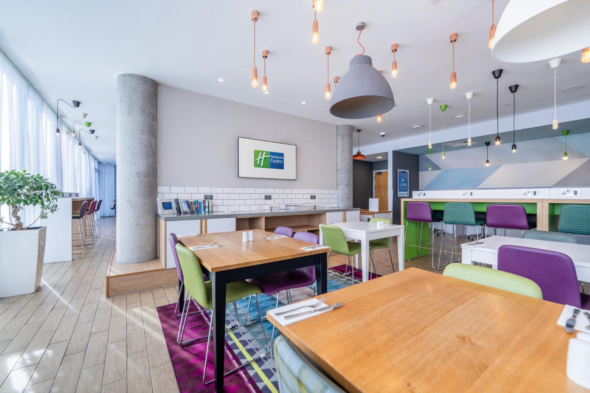 דייס Holiday Inn Express Aberdeen Airport By Ihg מראה חיצוני תמונה