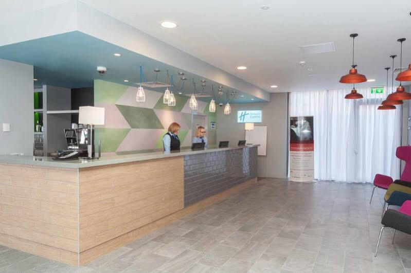 דייס Holiday Inn Express Aberdeen Airport By Ihg מראה חיצוני תמונה